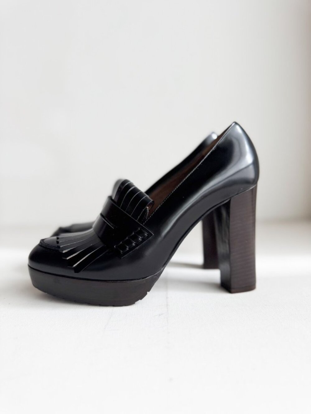 Marni Black Leather Tassle Detail Chunky heel Loafers 39